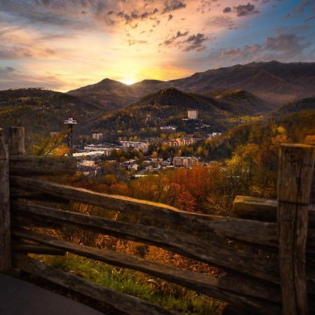 Chasing Fireflies Treehouse, 1089 Of Free Attraction Tickets For Each Paid Day, Dollywood And More! เซอเวียร์วีล ภายนอก รูปภาพ