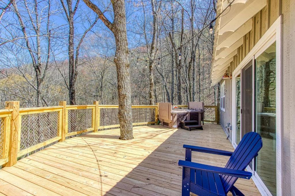 Chasing Fireflies Treehouse, 1089 Of Free Attraction Tickets For Each Paid Day, Dollywood And More! เซอเวียร์วีล ภายนอก รูปภาพ